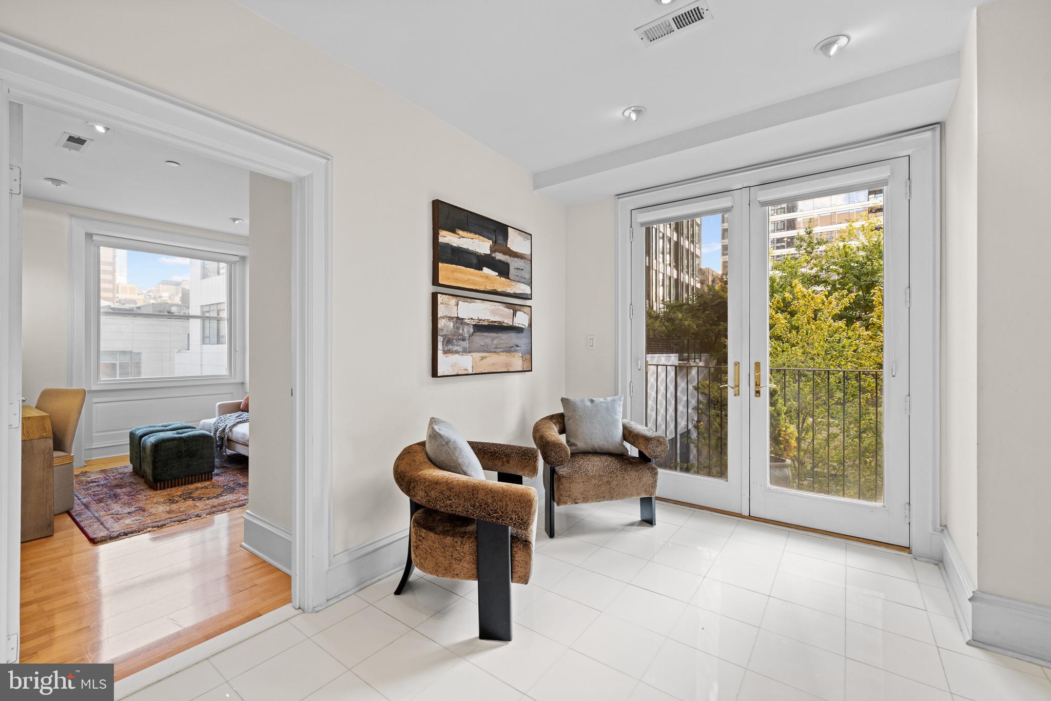 1920 Chestnut St #4th Floor