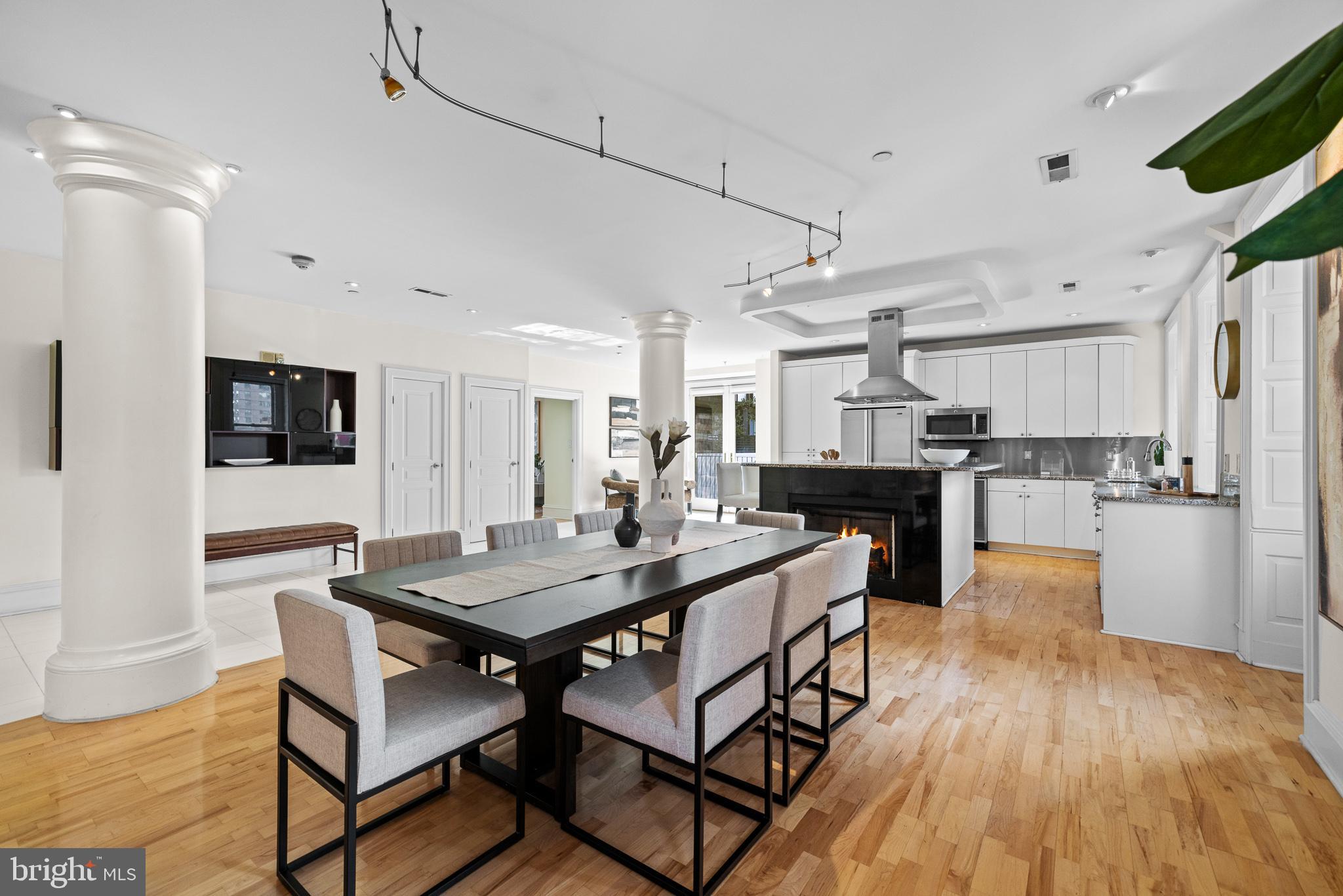 1920 Chestnut St #4th Floor