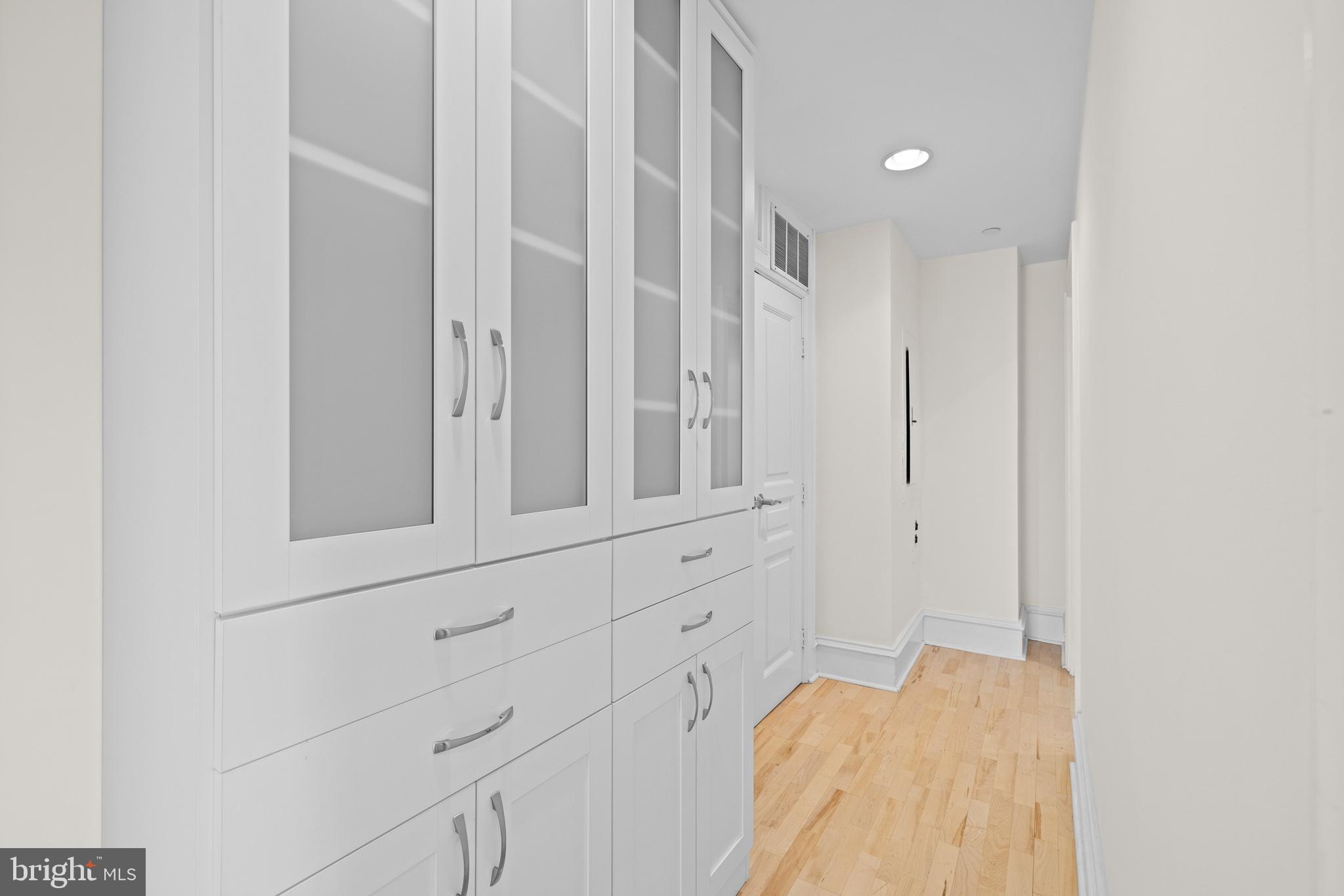 1920 Chestnut St #4th Floor