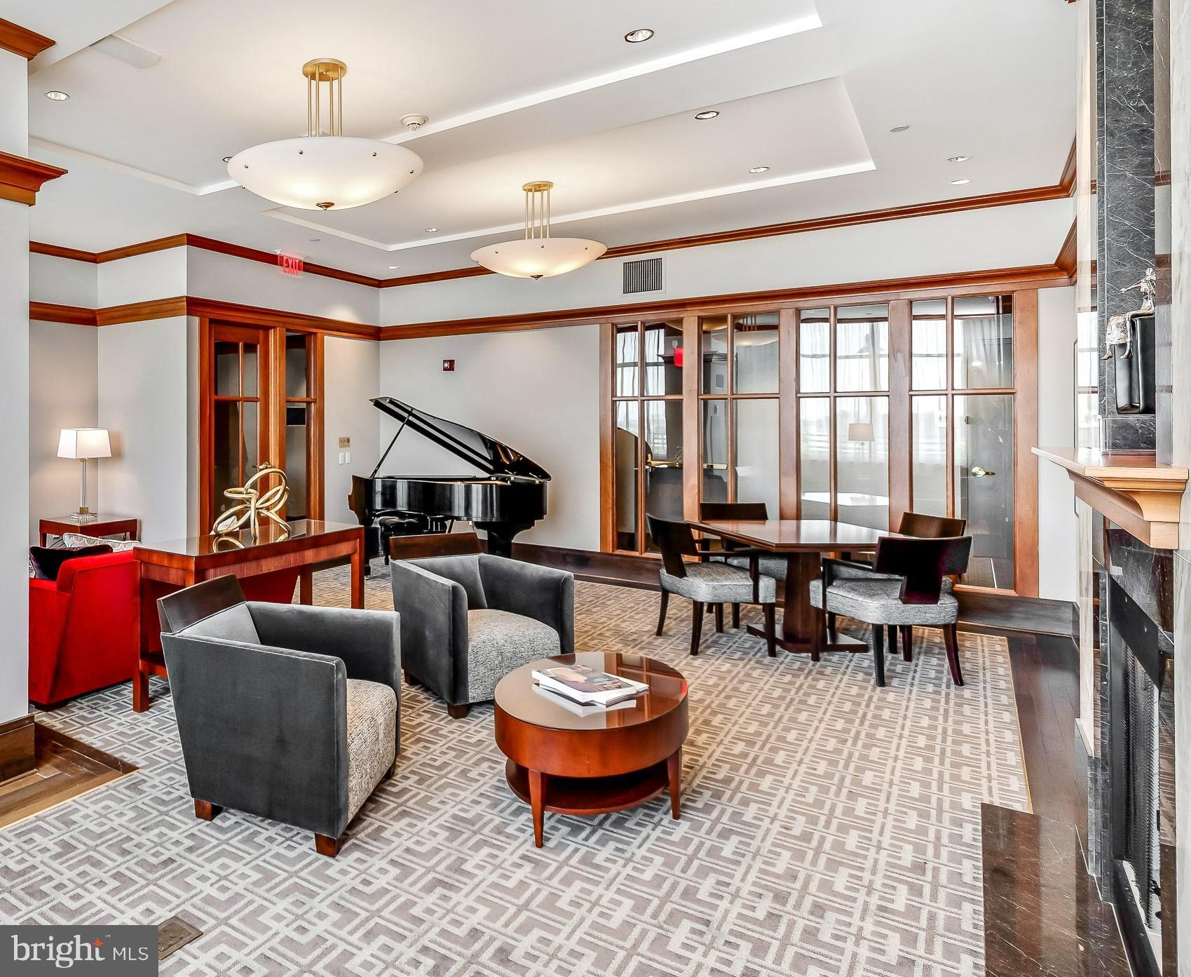 440 S Broad St #2702
