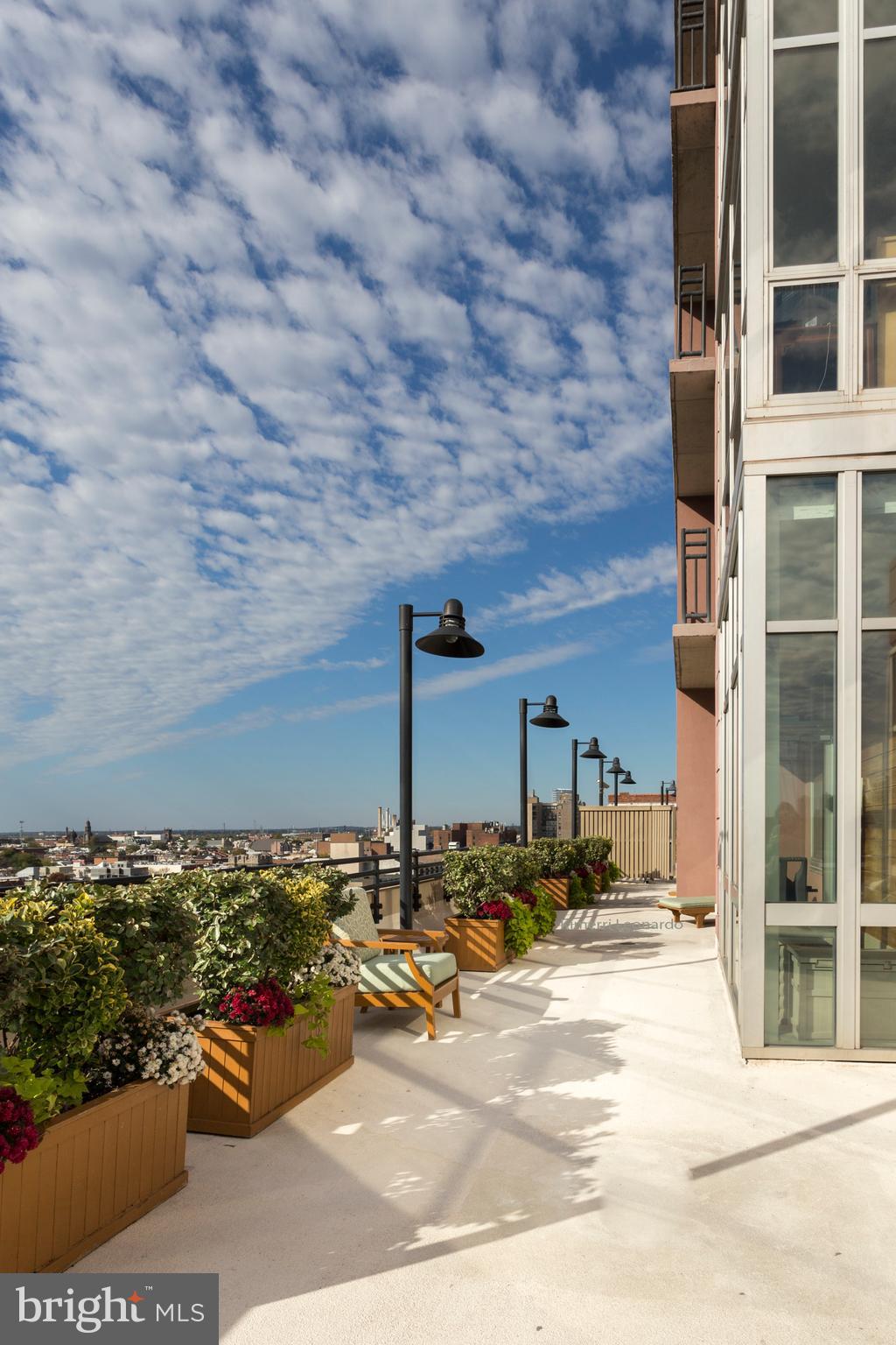 440 S Broad St #2702