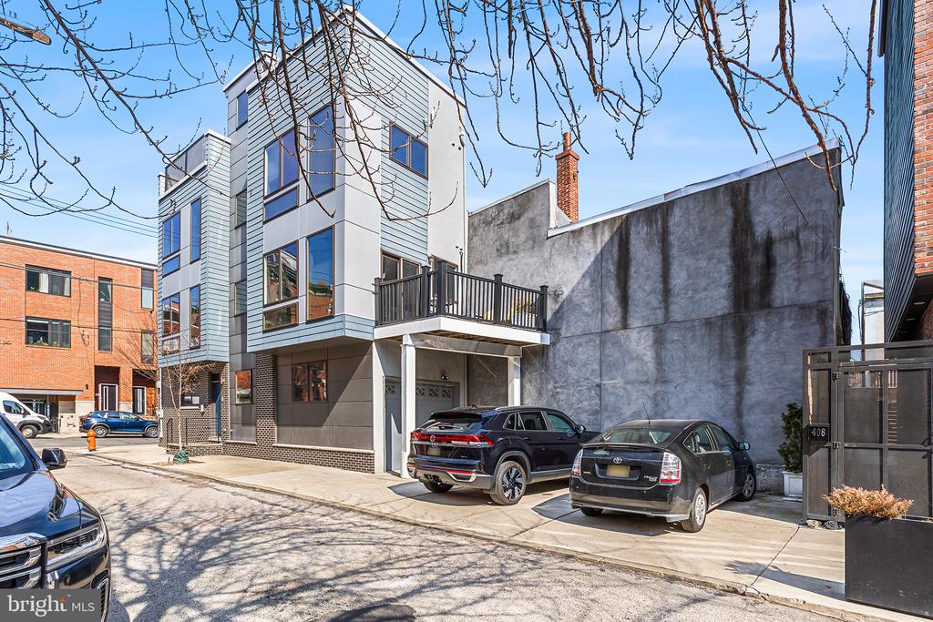 410 GREEN ST