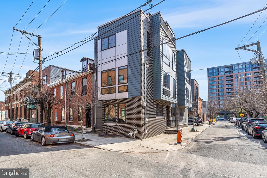 410 GREEN ST