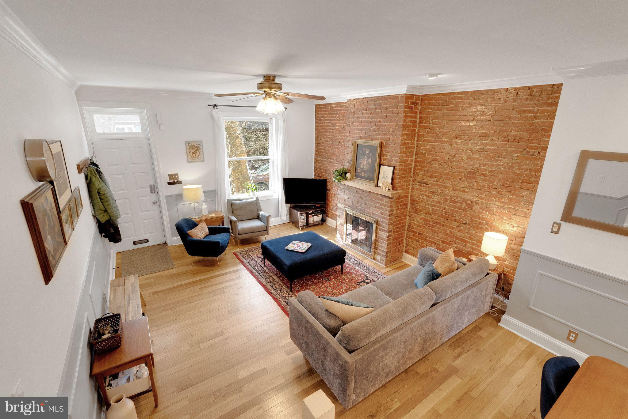 4241 Regent Sq