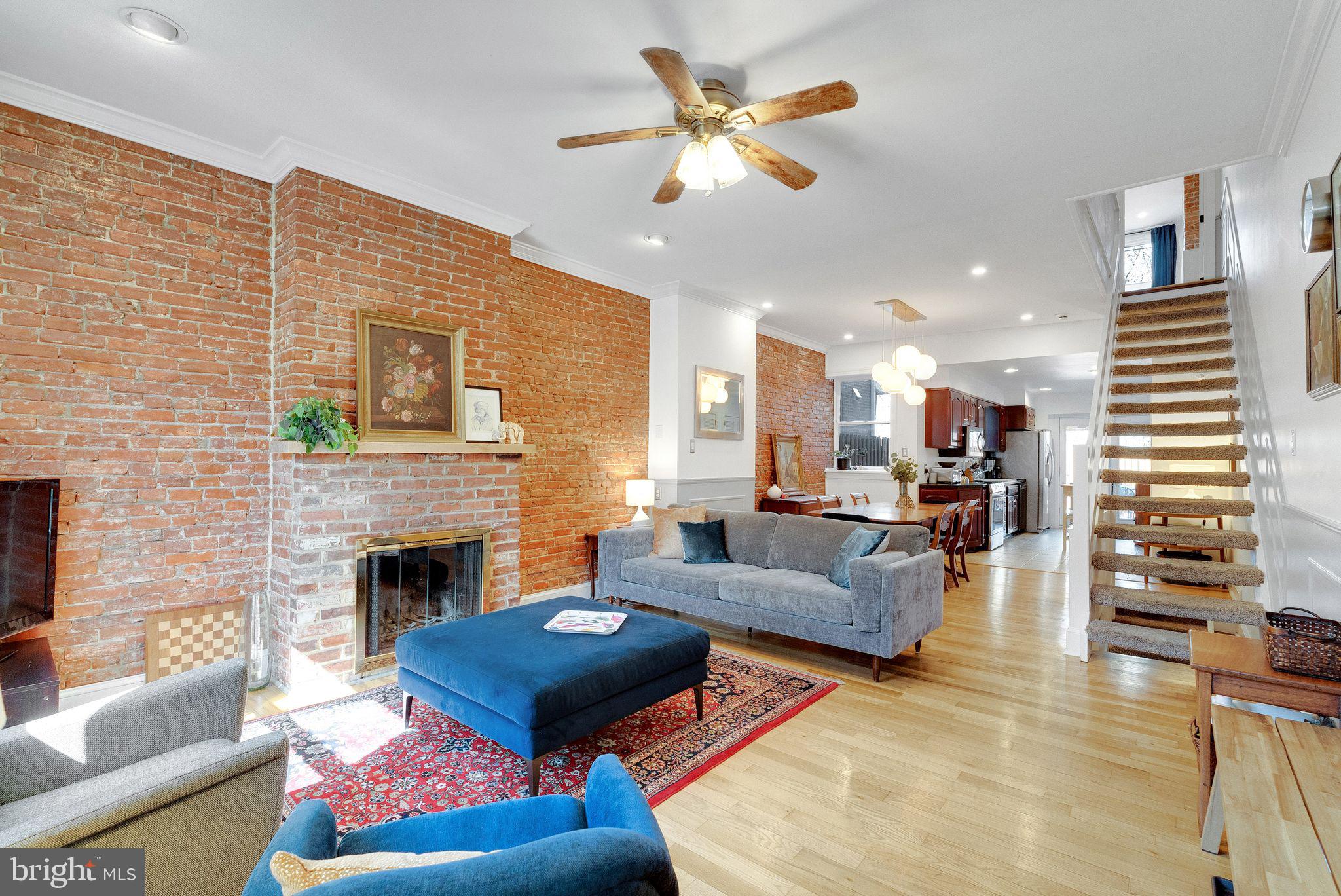 4241 Regent Sq