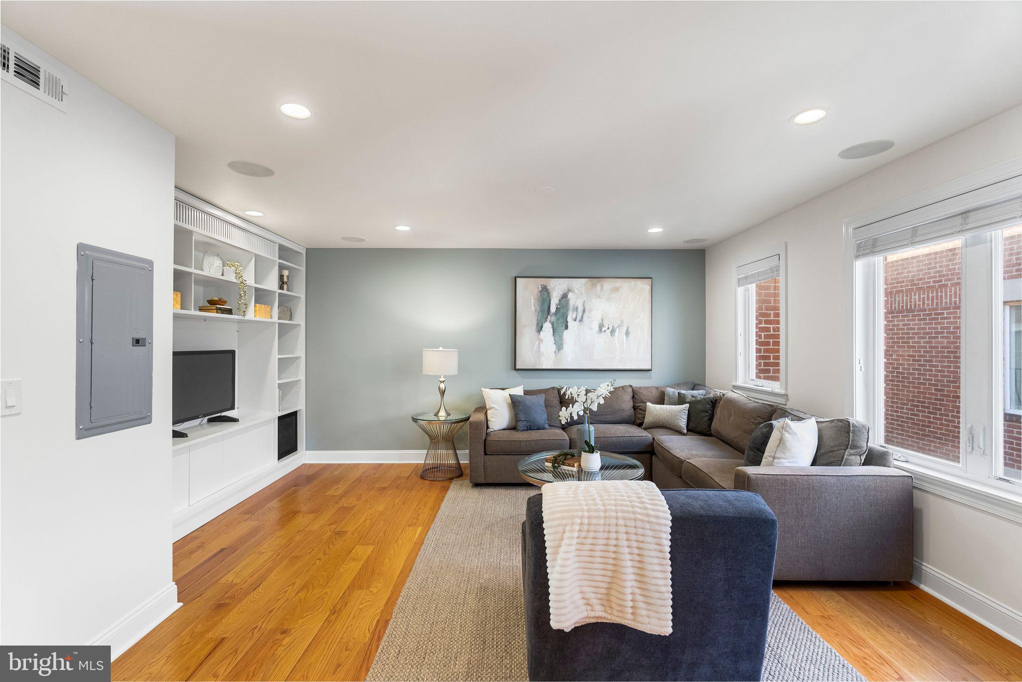 212-24 S 24th St #2408