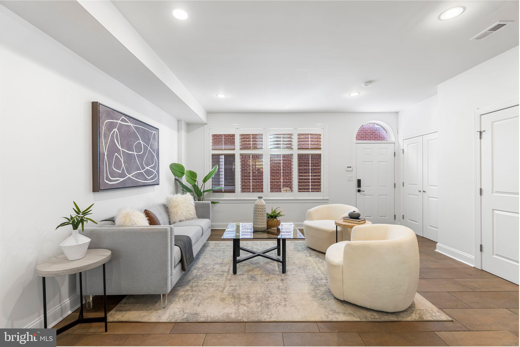212-24 S 24th St #2408