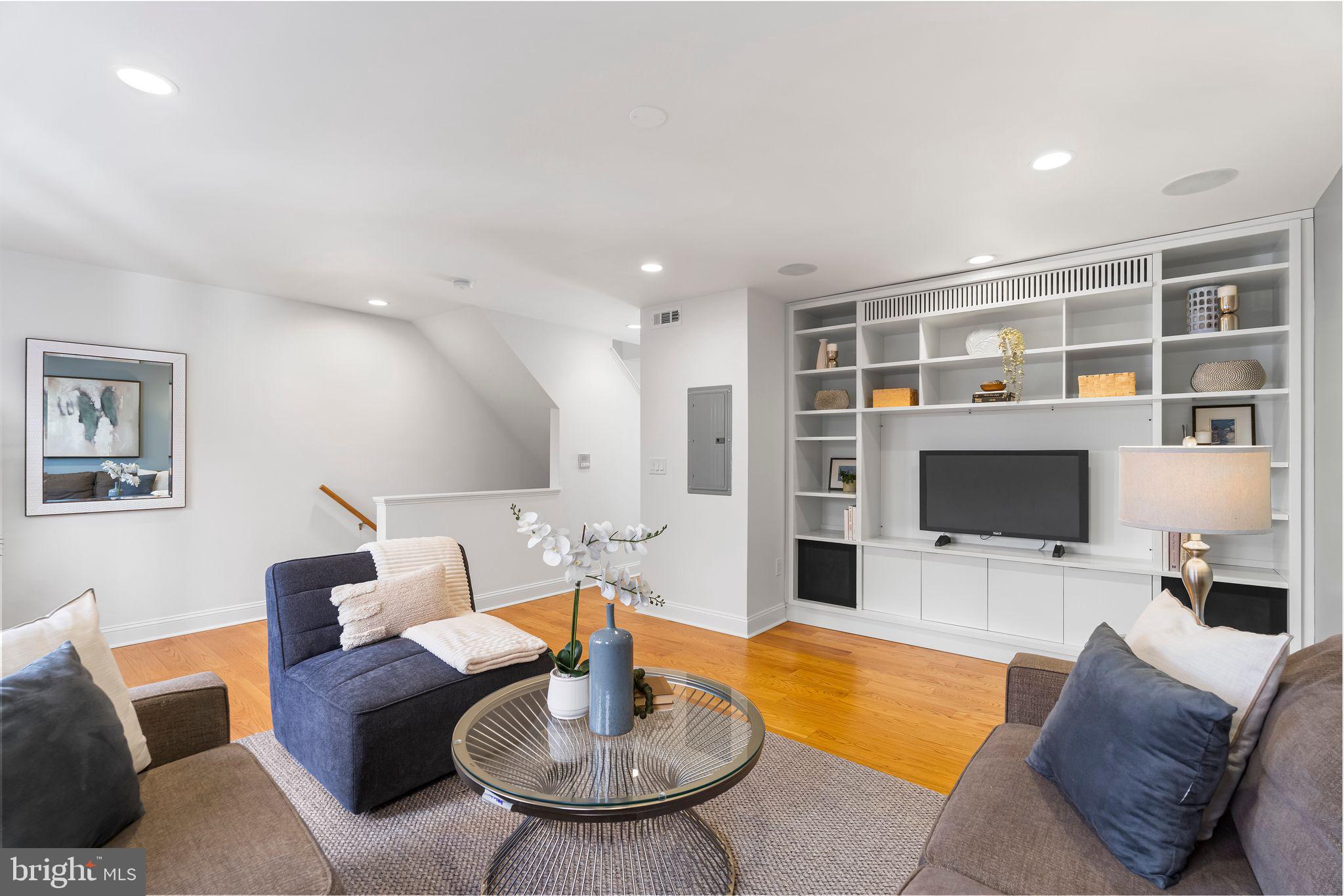 212-24 S 24th St #2408