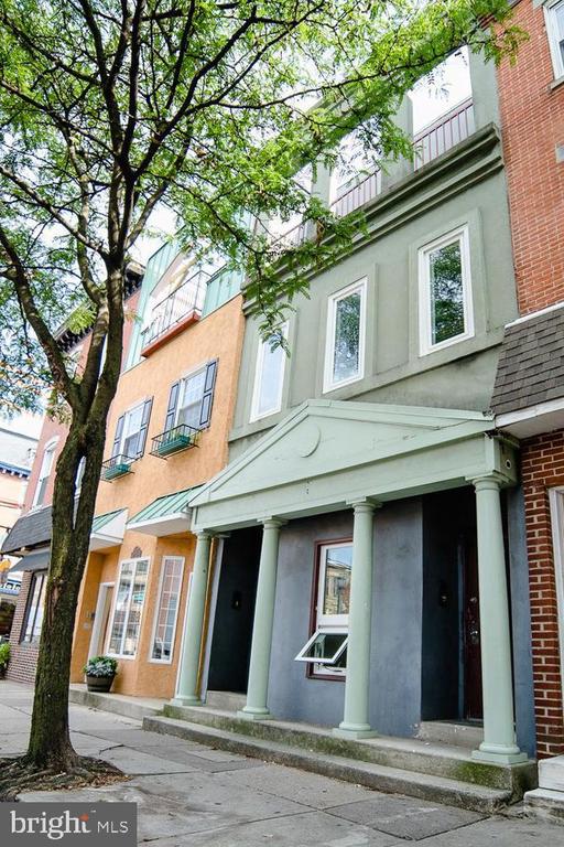 2104 SOUTH ST #3