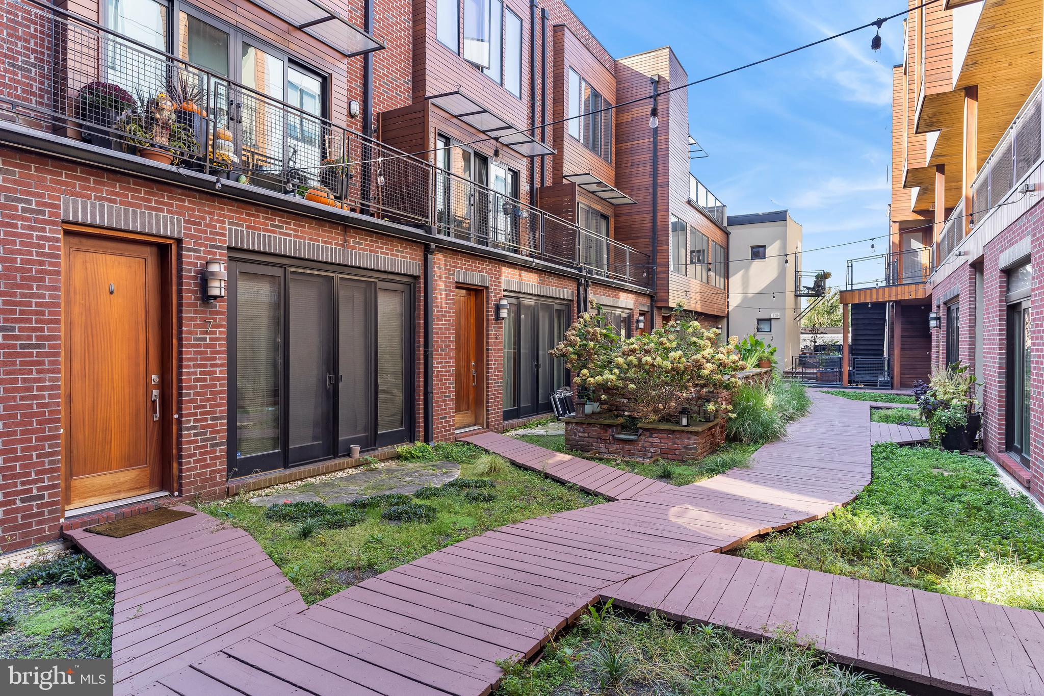 1247 E Columbia Ave #36