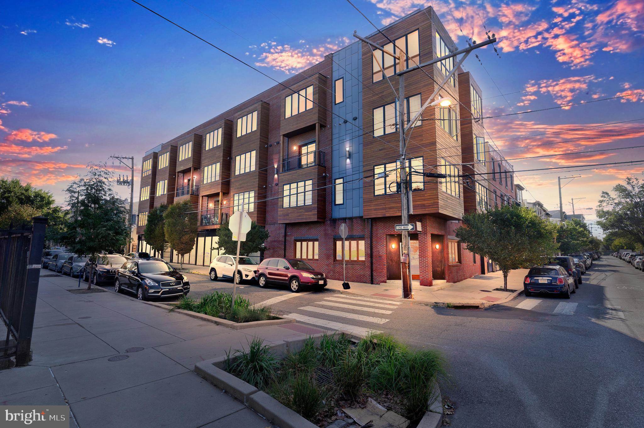 1247 E Columbia Ave #36