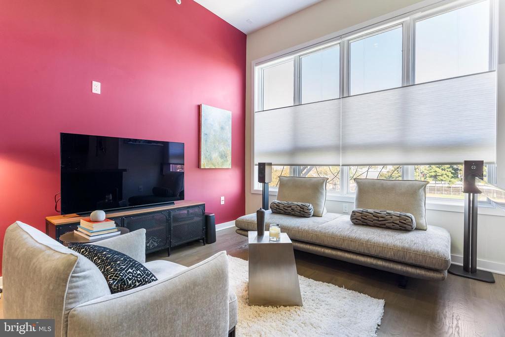 1247 E Columbia Ave #36