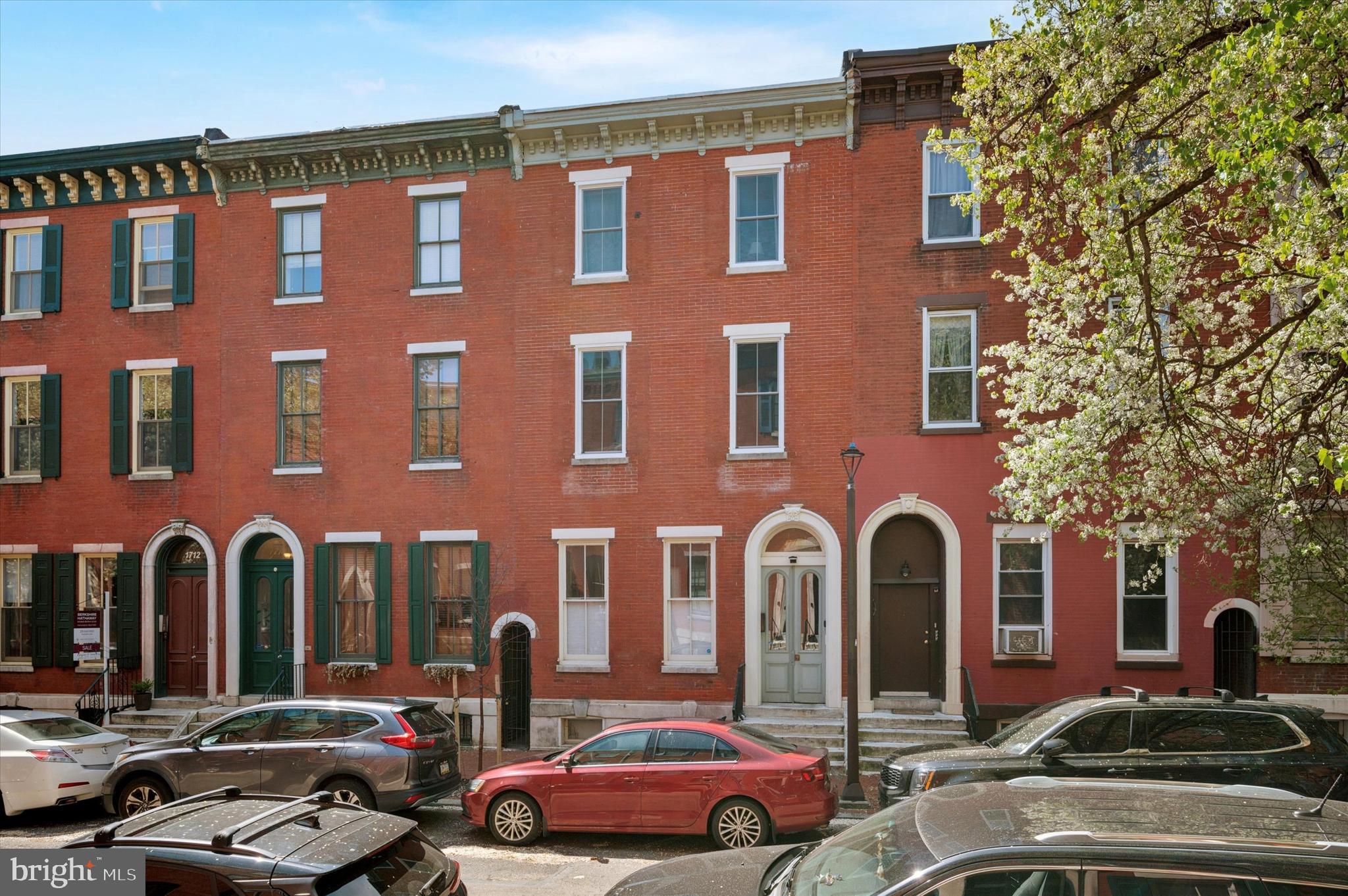 1716 Wallace St #201