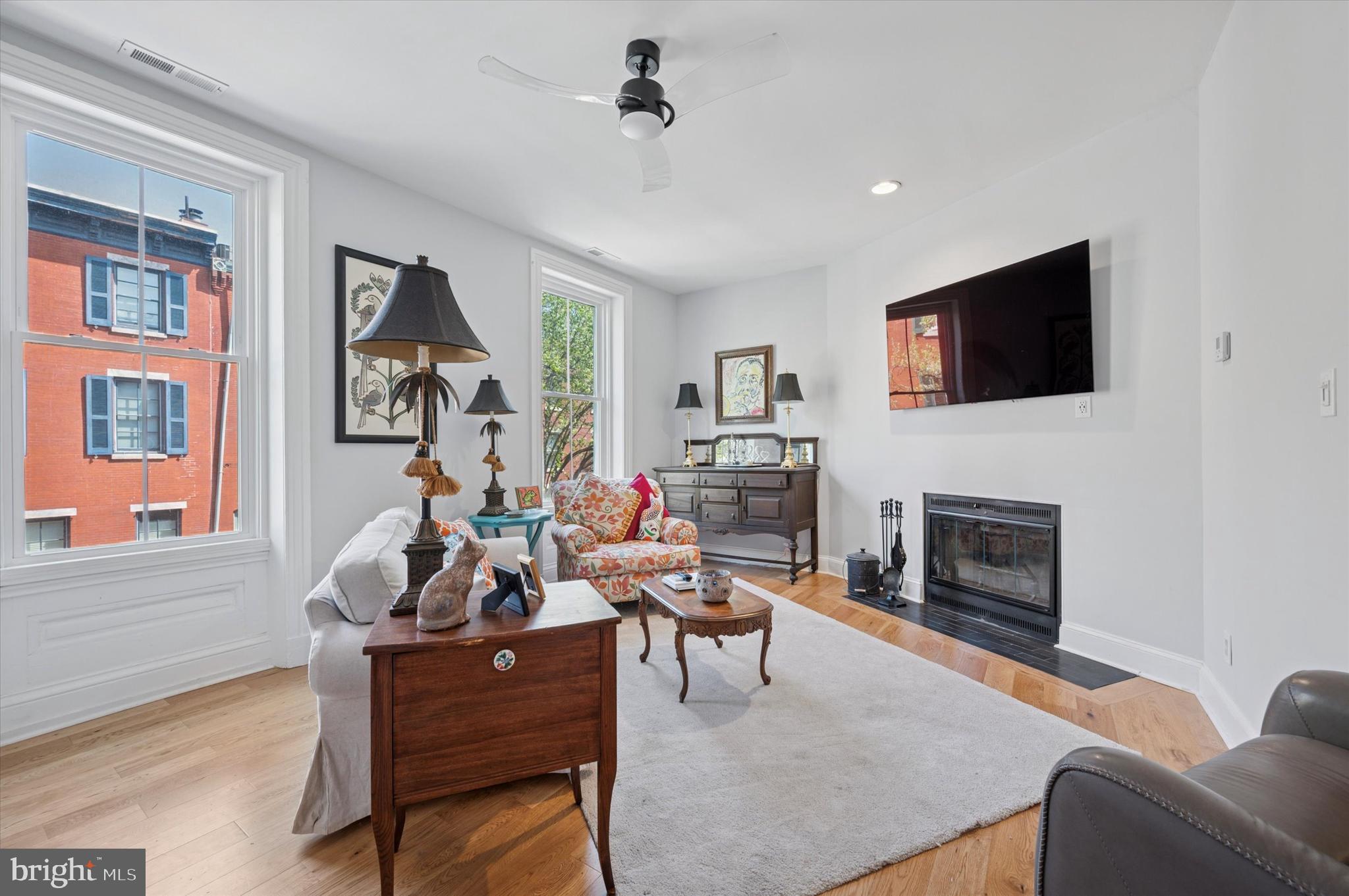 1716 Wallace St #201