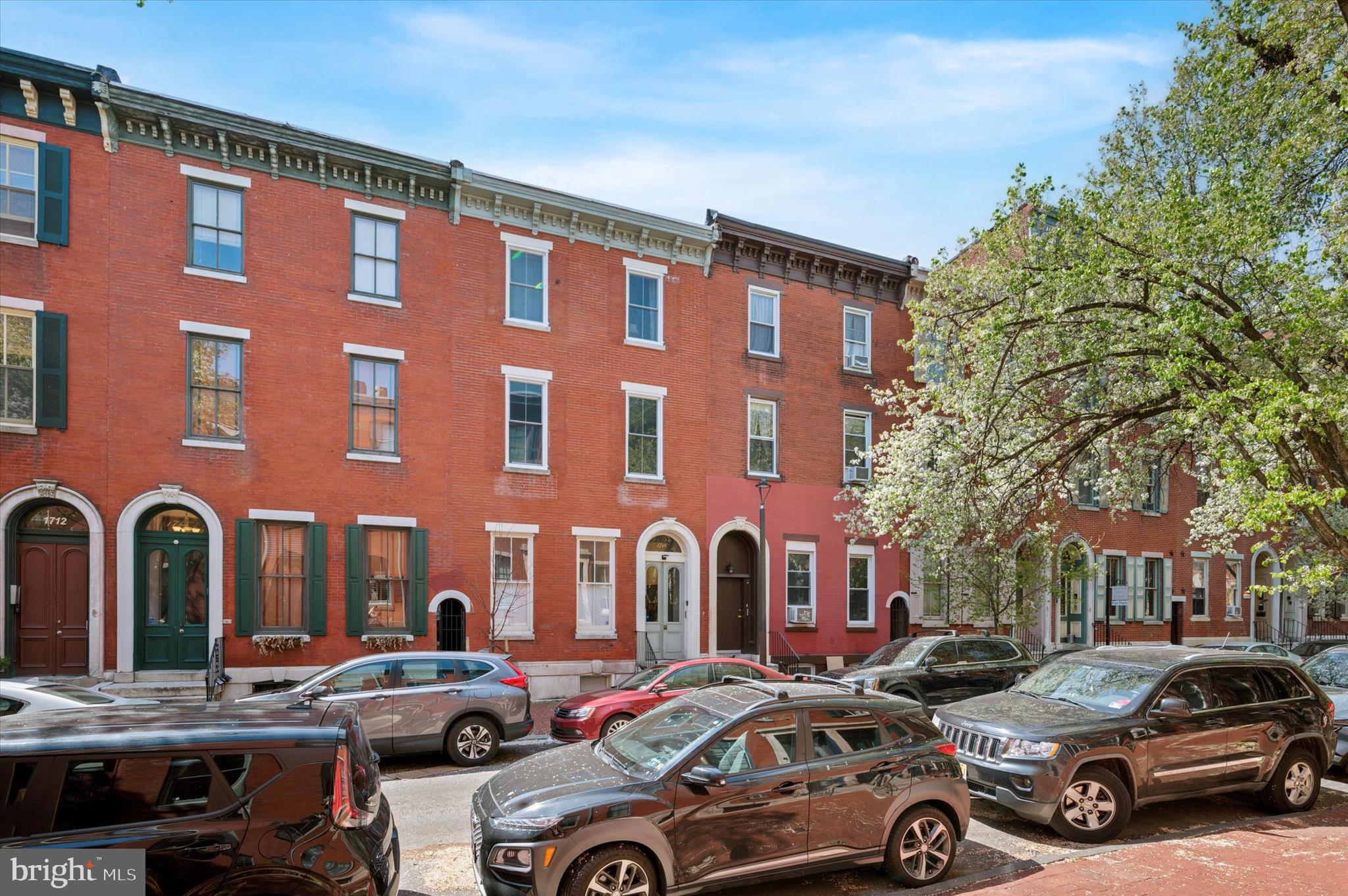 1716 Wallace St #201