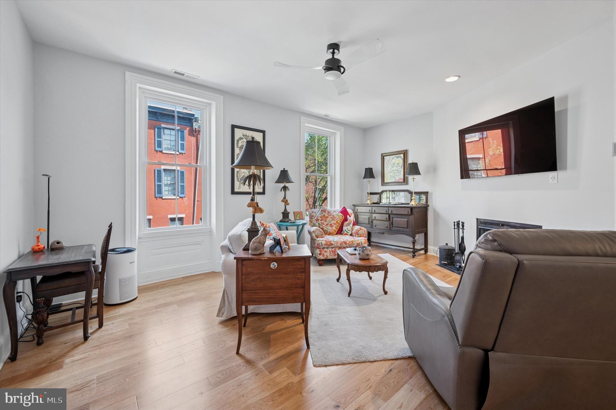 1716 Wallace St #201