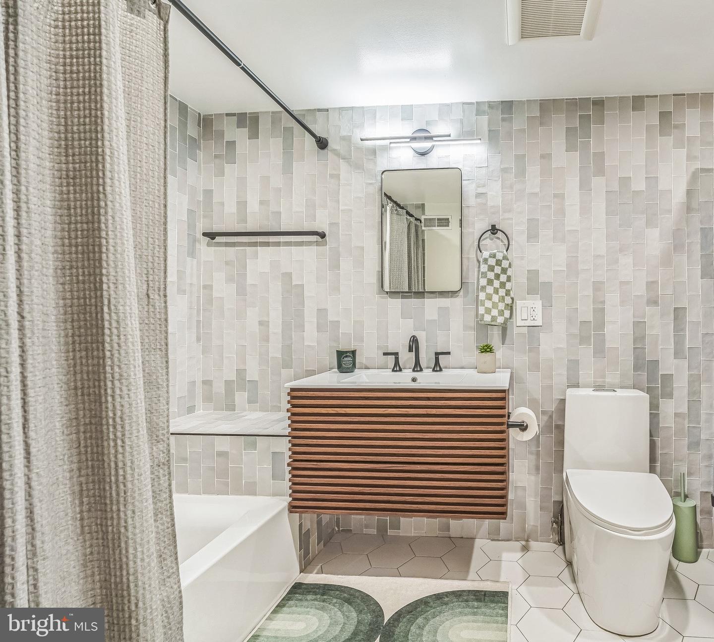 2019 Pemberton St