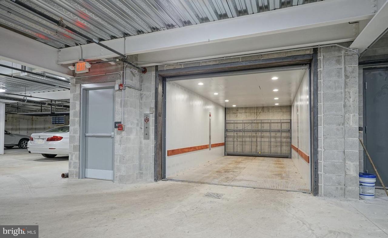 621-23 S 24TH ST #203