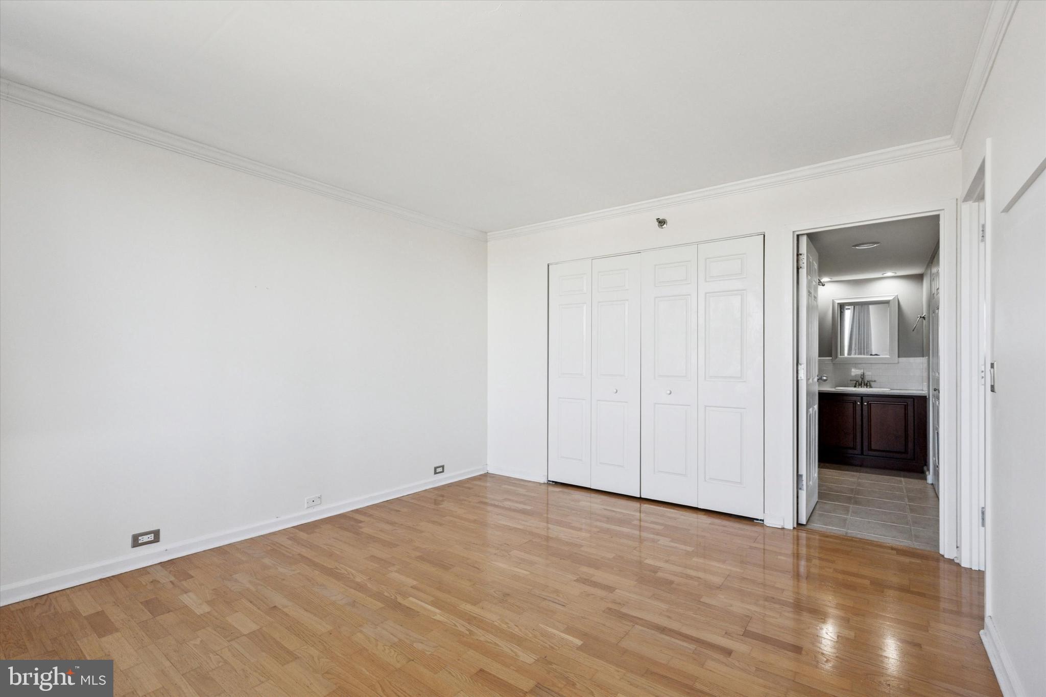 2001 Hamilton St #1205