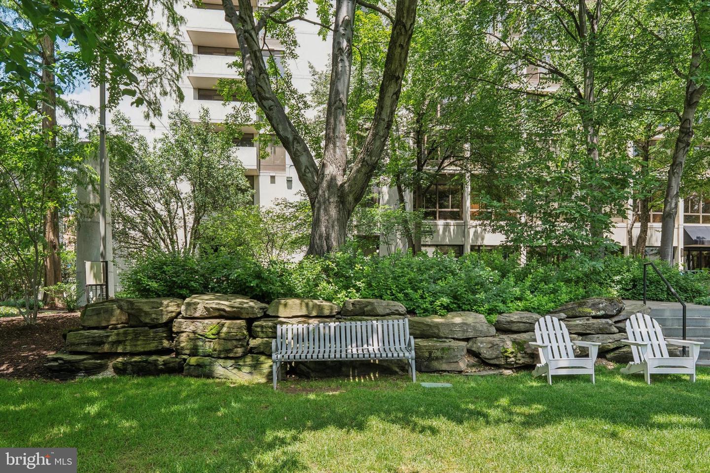 2001 Hamilton St #1205