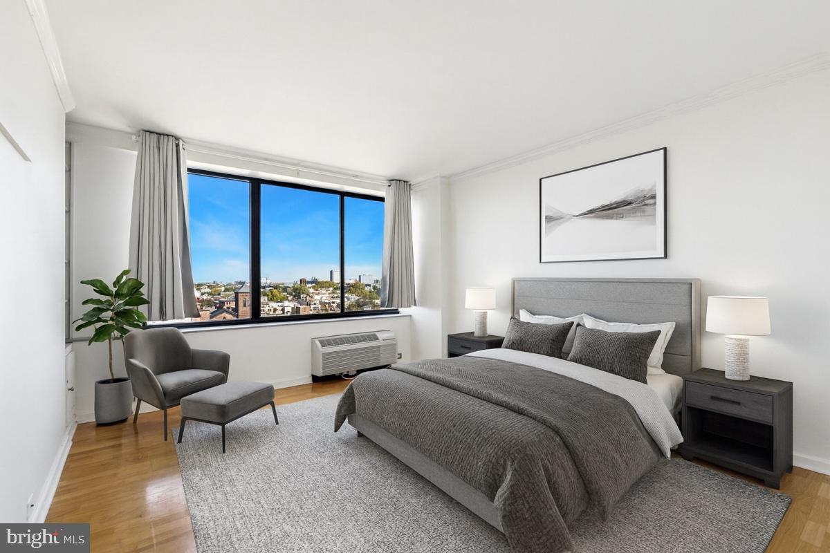 2001 Hamilton St #1205