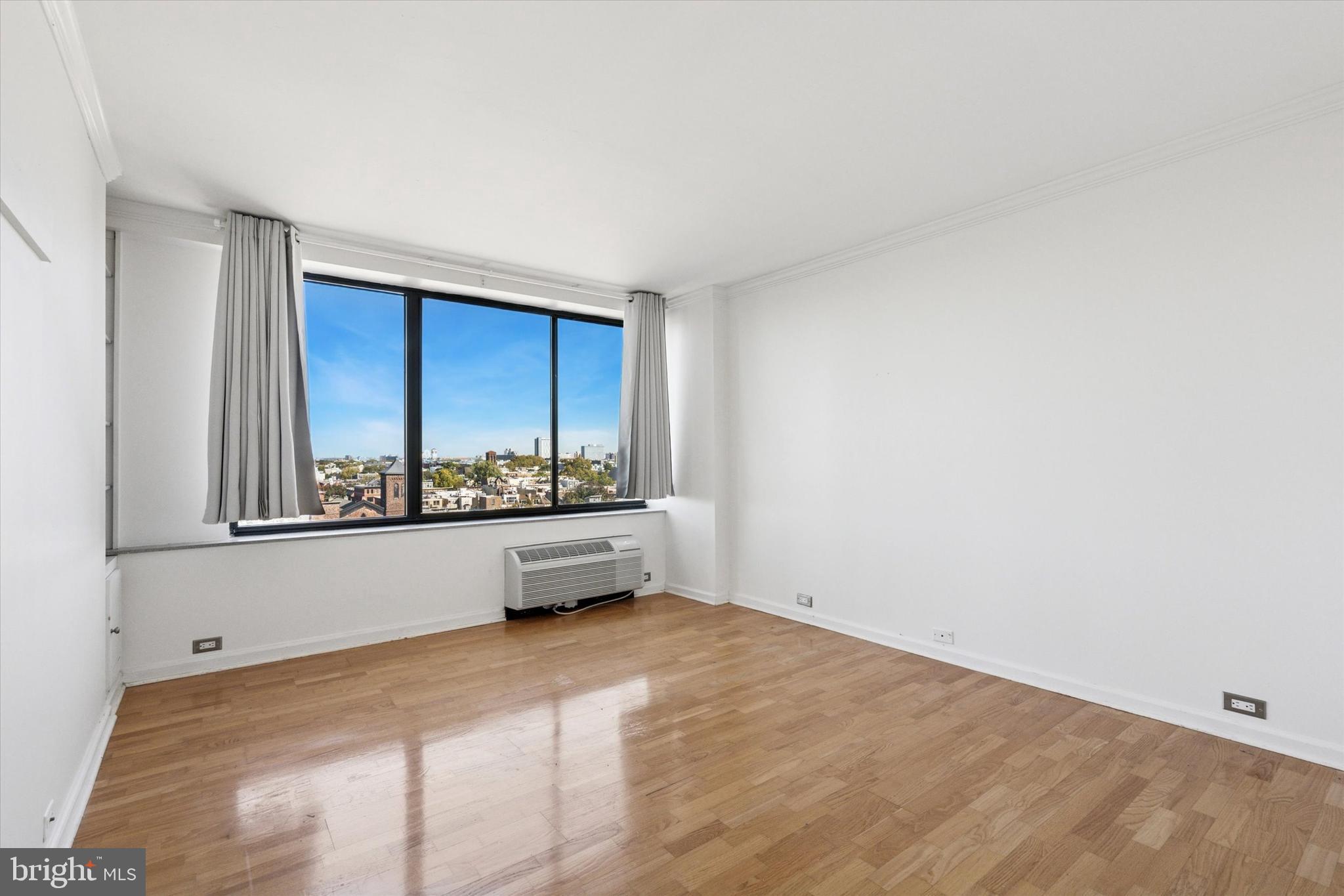 2001 Hamilton St #1205