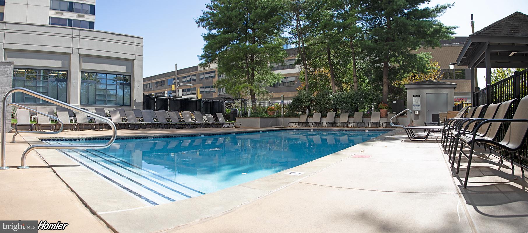 2001 Hamilton St #1205