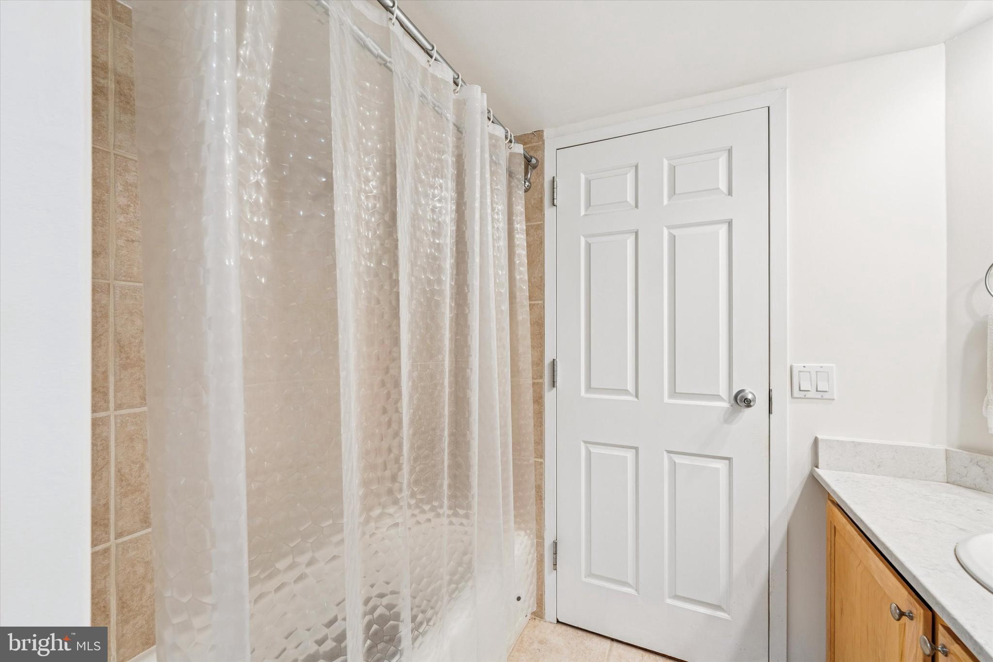 2001 Hamilton St #1205