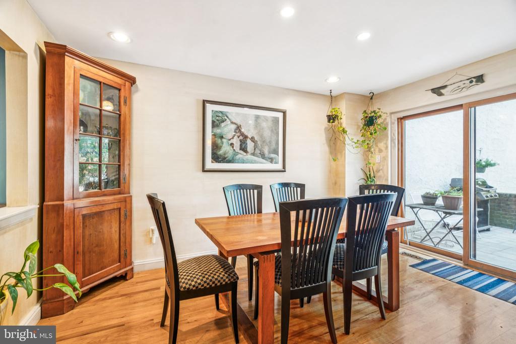751 S 3RD STREET