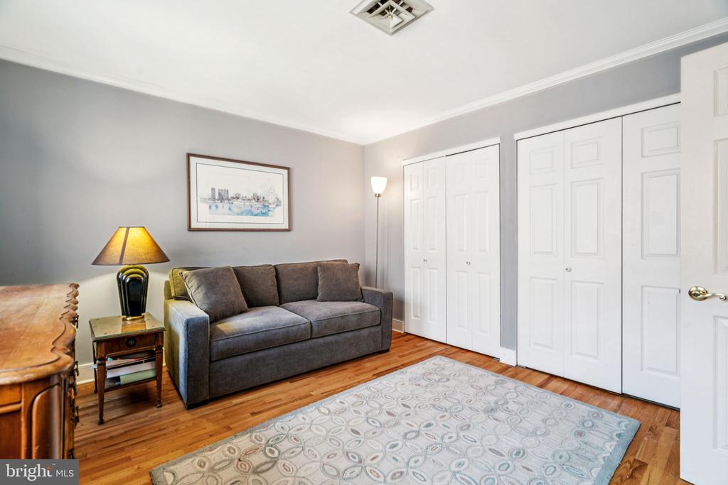 751 S 3RD STREET