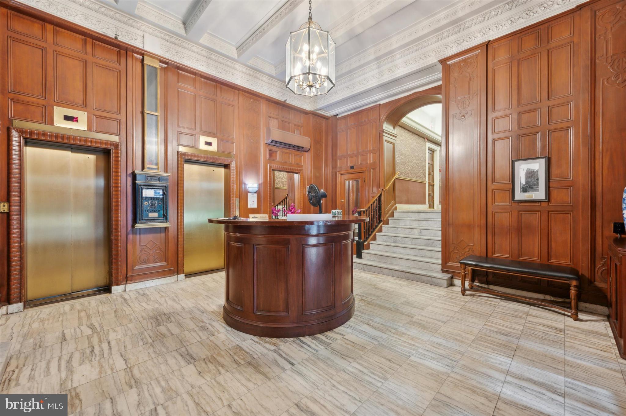 250 S 13TH STREET 2E