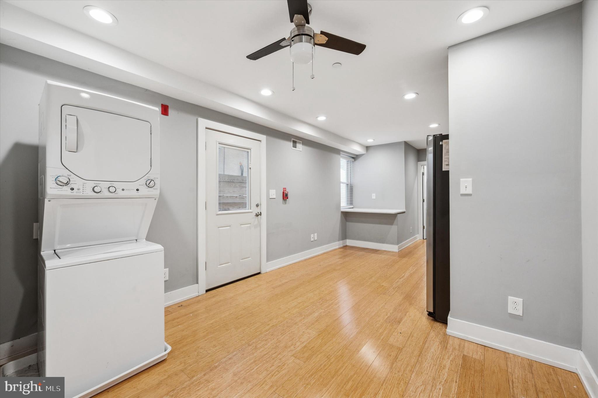 1530 CHRISTIAN STREET UNIT 1