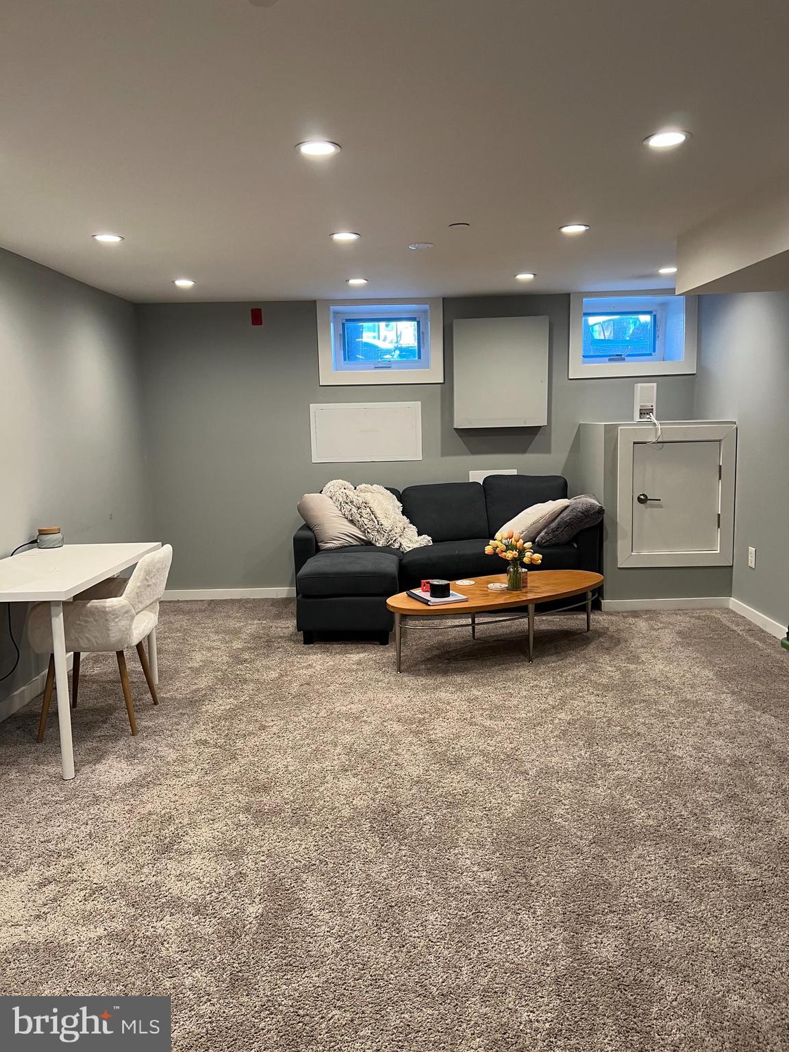 1530 CHRISTIAN STREET UNIT 1
