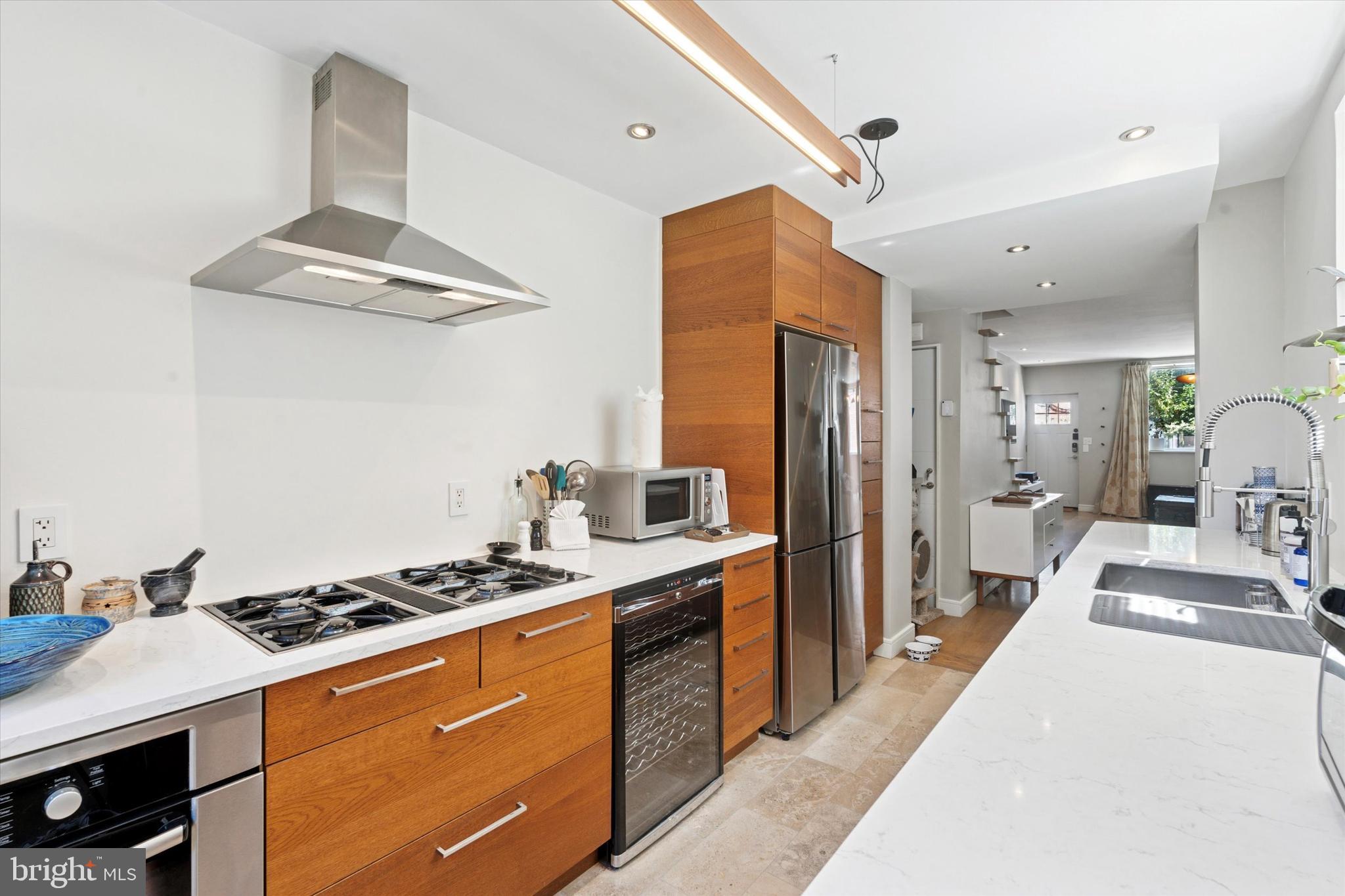 1304 N LAWRENCE STREET