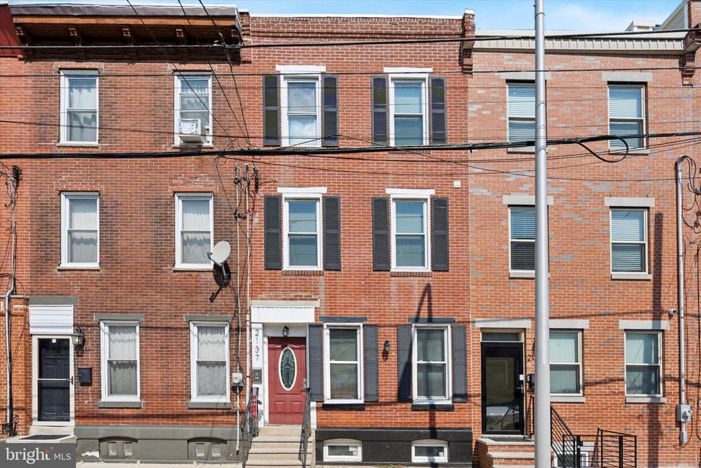 2137 FEDERAL STREET
