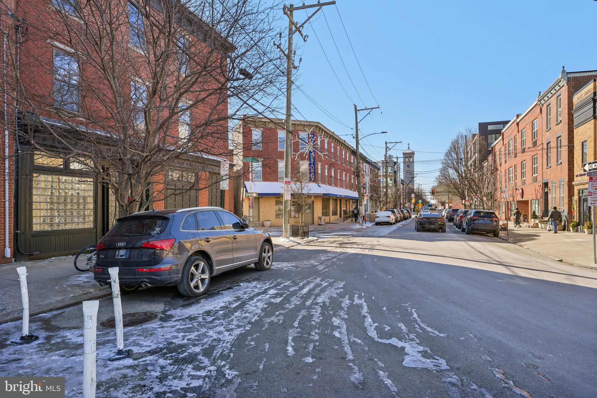 2233 GRAYS FERRY AVENUE