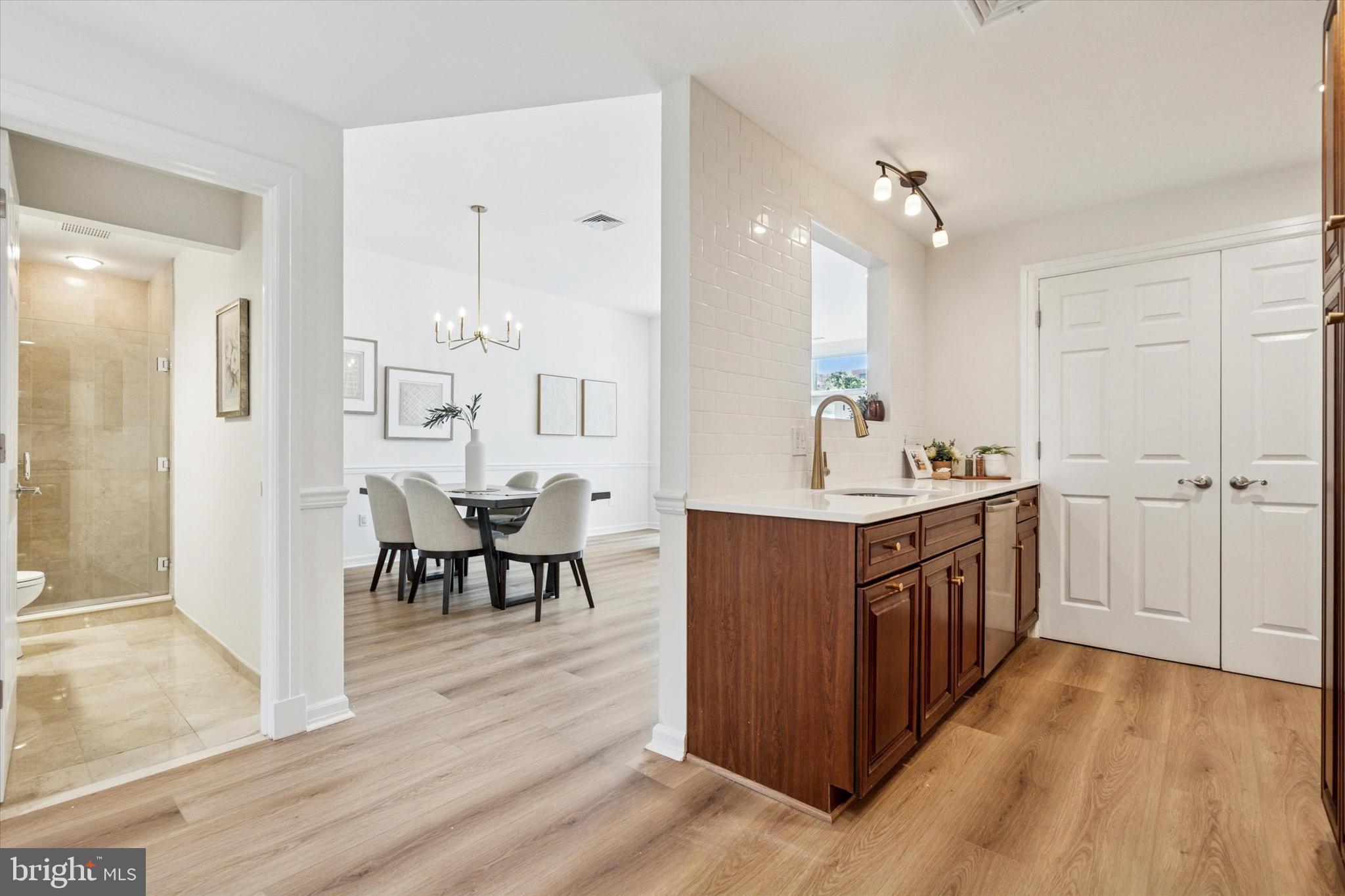 2138 LOMBARD STREET 42 3A