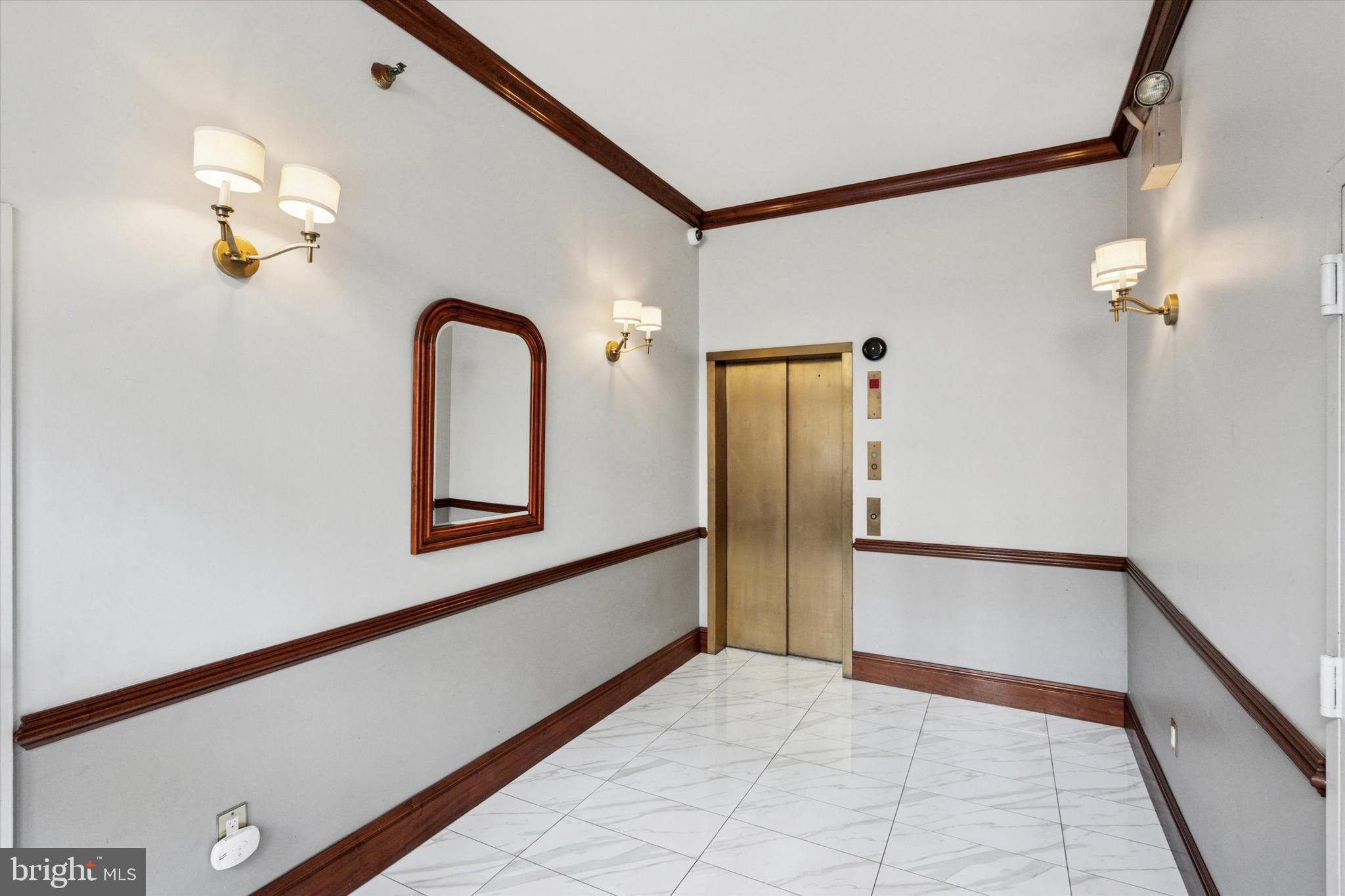 2138 LOMBARD STREET 42 3A