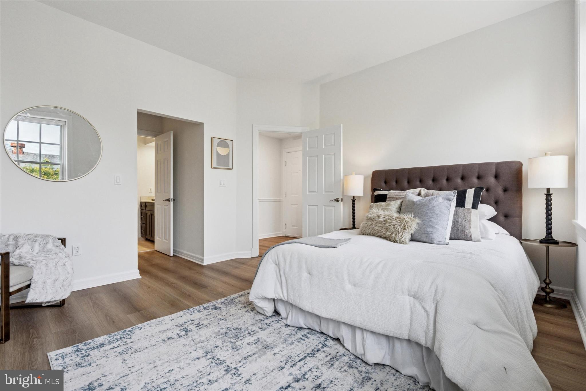 2138 LOMBARD STREET 42 3A