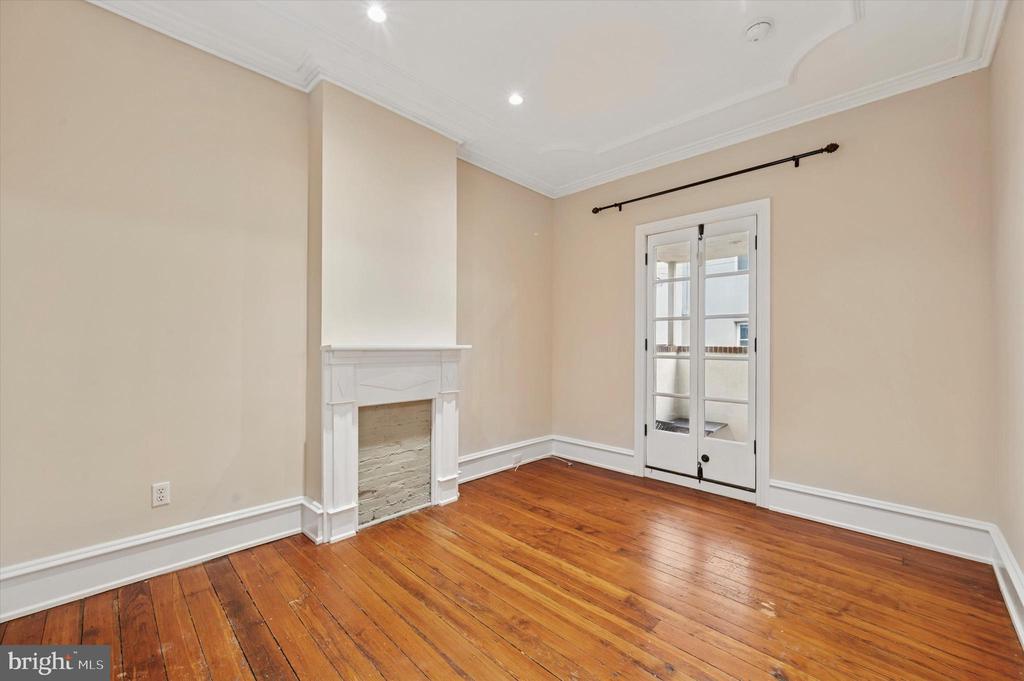 2202 MADISON SQUARE