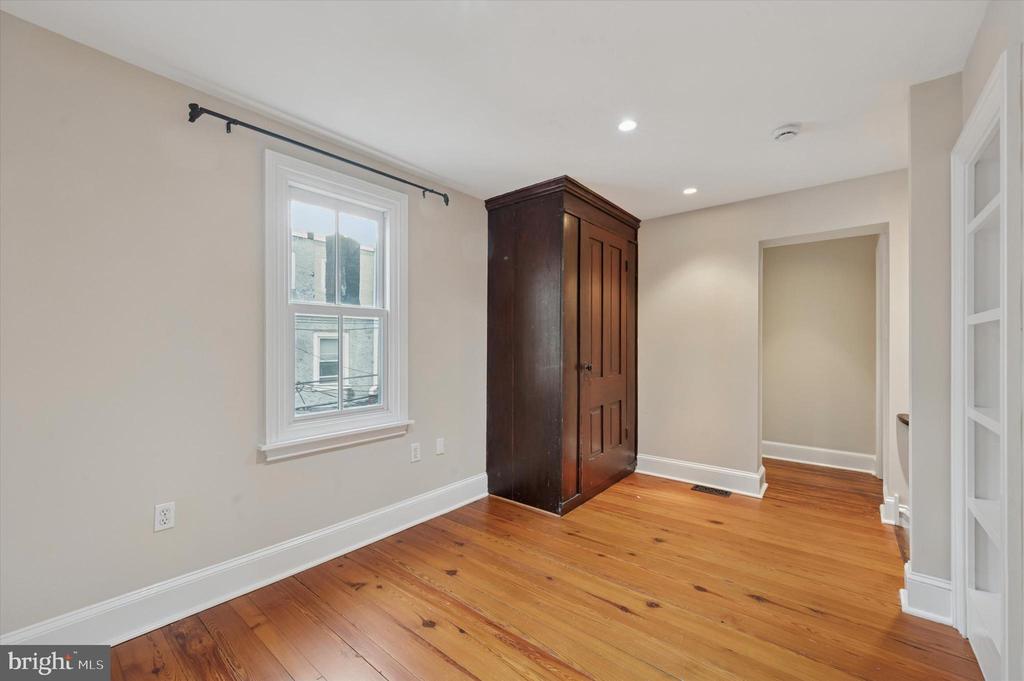 2202 MADISON SQUARE