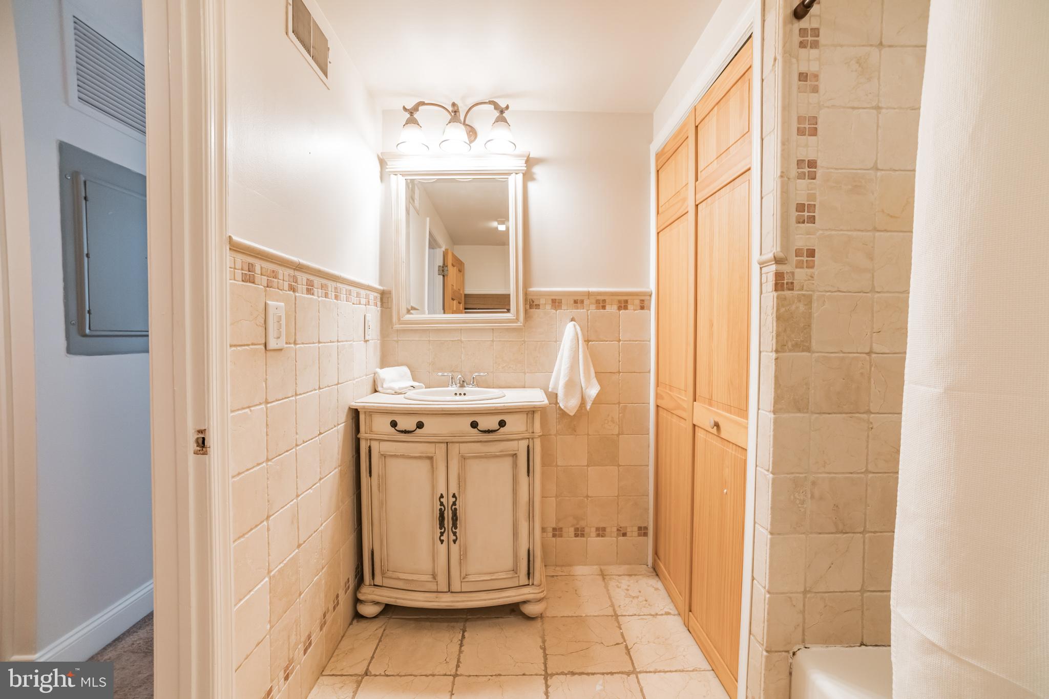 627 N 18TH STREET 37 110