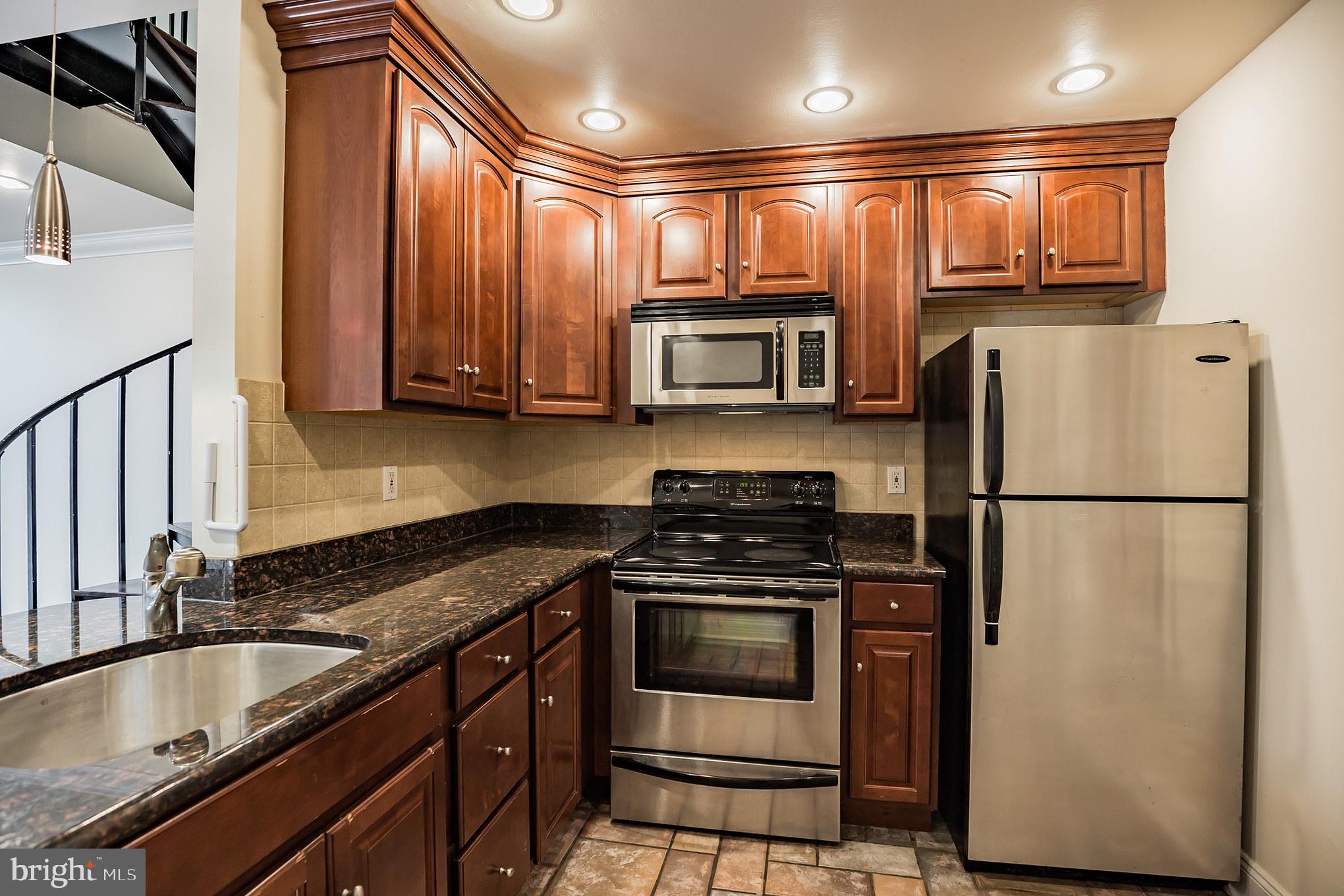 627 N 18TH STREET 37 110