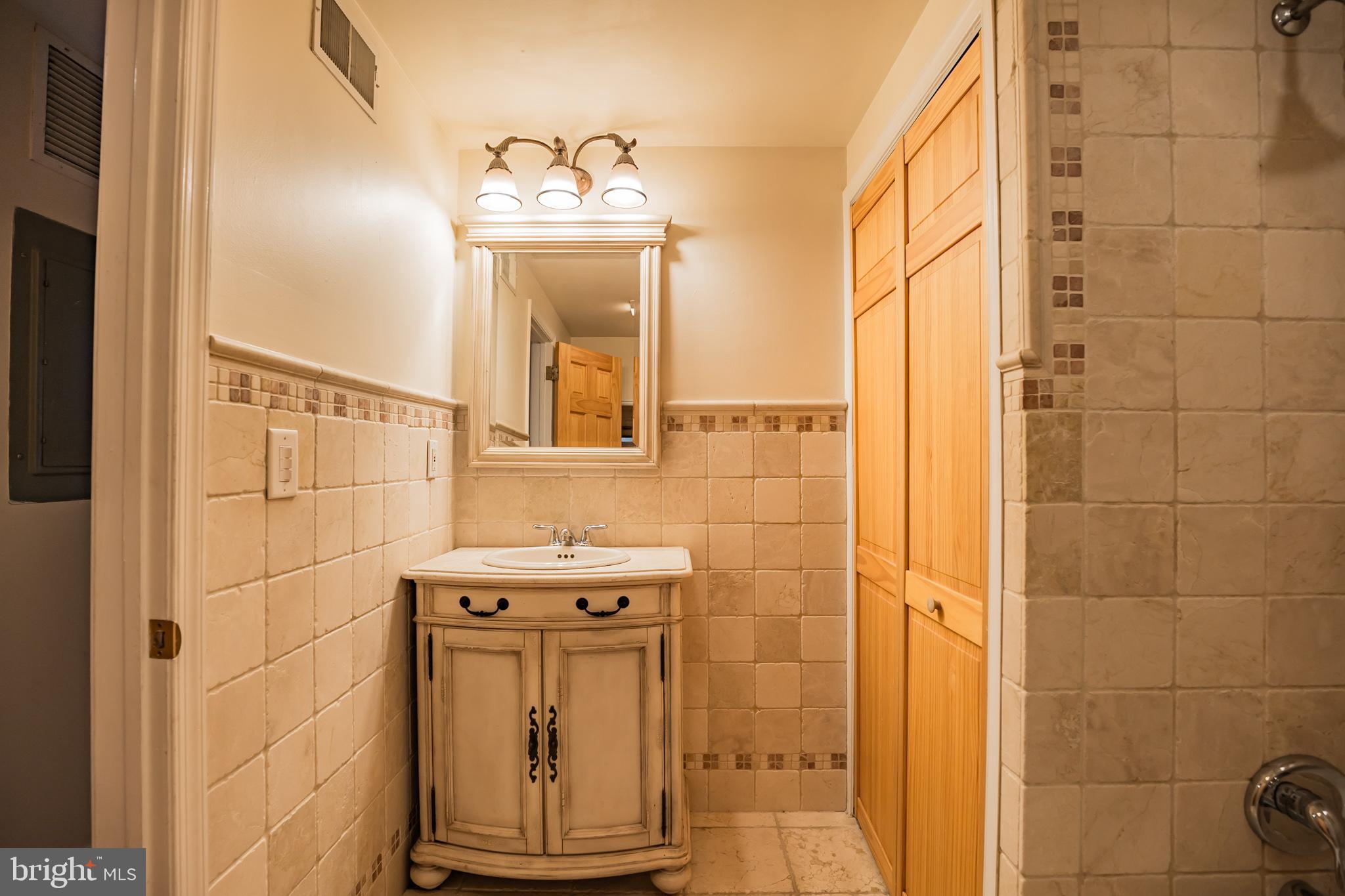 627 N 18TH STREET 37 110