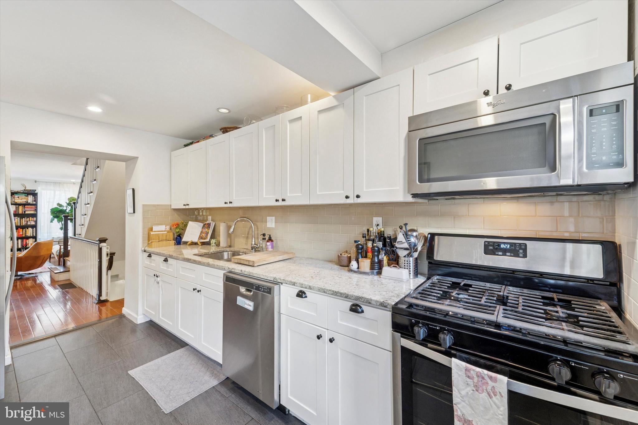 1510 MONTROSE STREET