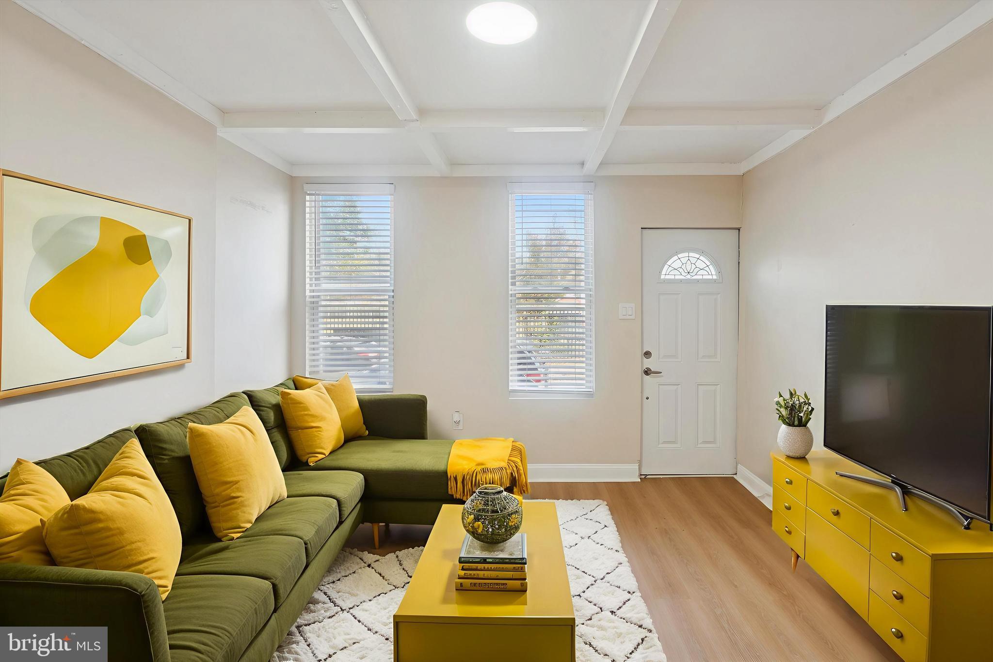 428 E THOMPSON STREET