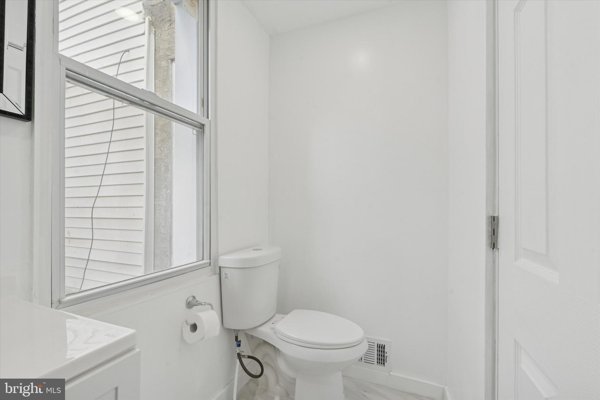 428 E THOMPSON STREET