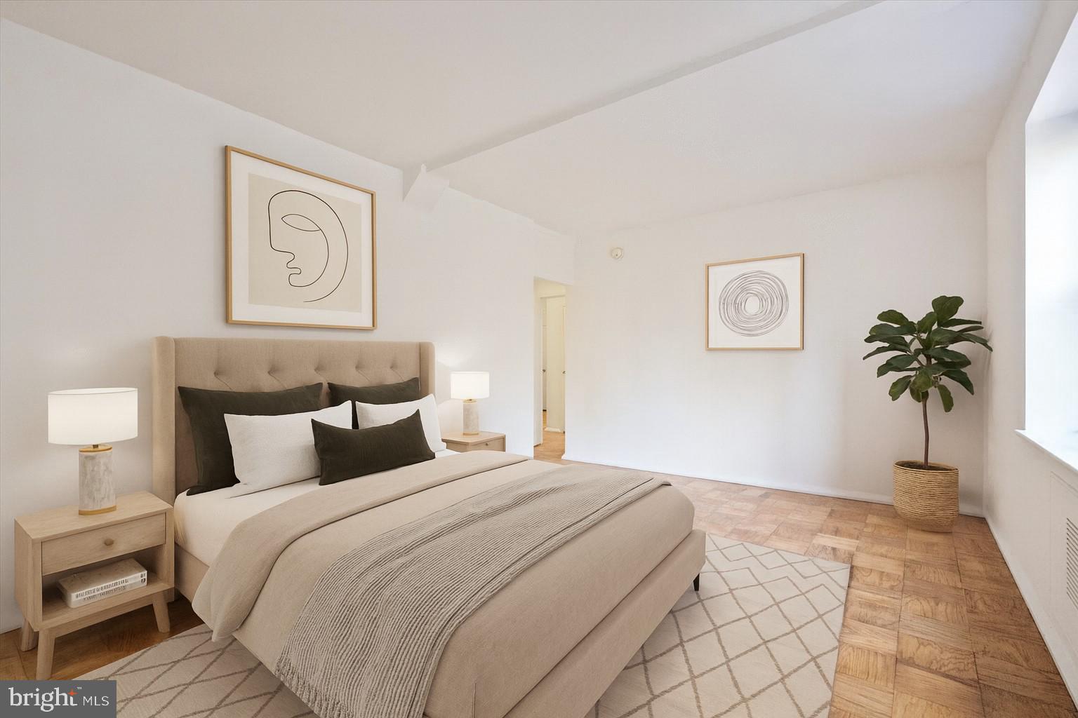 220 W RITTENHOUSE SQUARE 6F