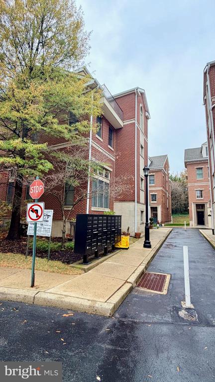 866 INDEPENDENCE COURT
