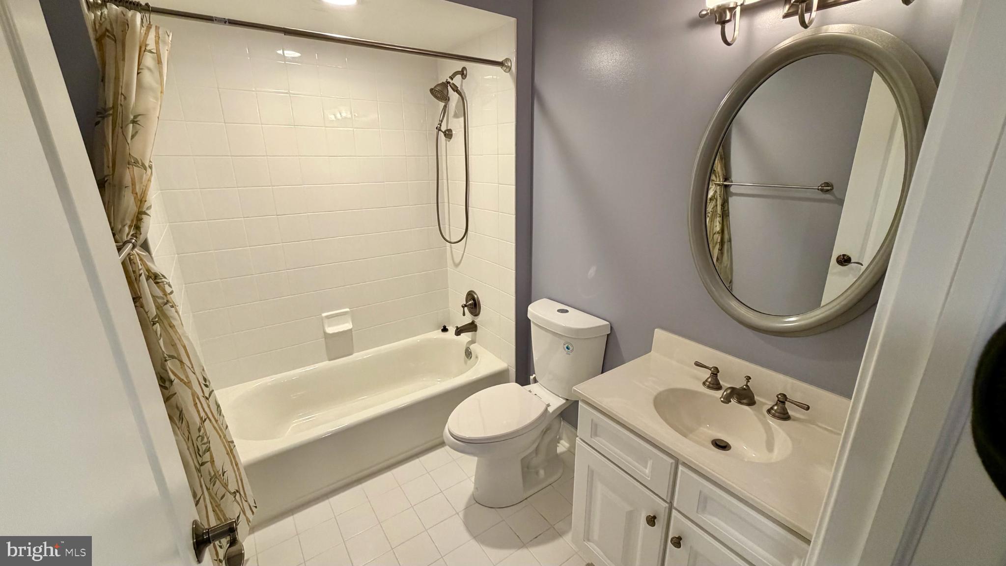 866 INDEPENDENCE COURT